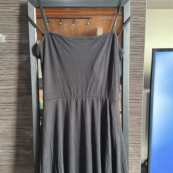 NWT Aritzia Wilfred free black dress. Small - Picture 3 of 3